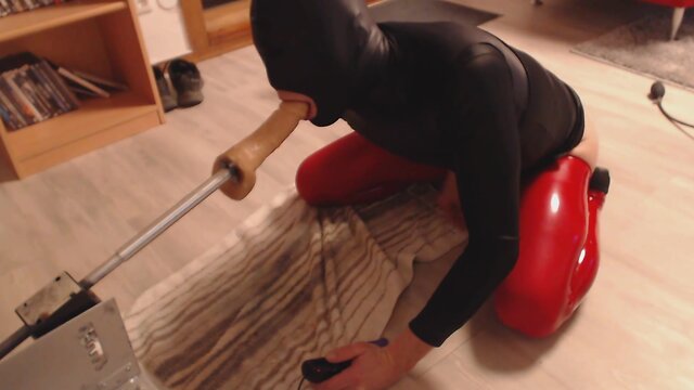Davine in latex getting both holes filled