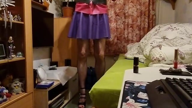 Alexalatexwhores 2022 debut video