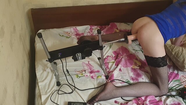 Femboy fucks booty with sex machine