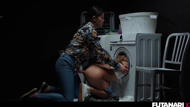 Futanari collection: sexy futa fucking and cream-pieing