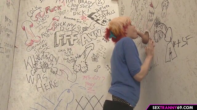 Transsexual and teeny have steamy encounter