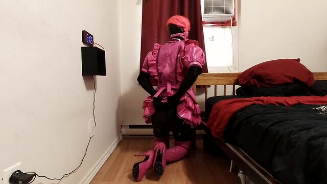 Self-bondage using a spiked chastity cage