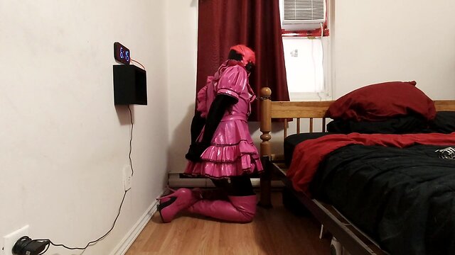 Self-bondage using a spiked chastity cage