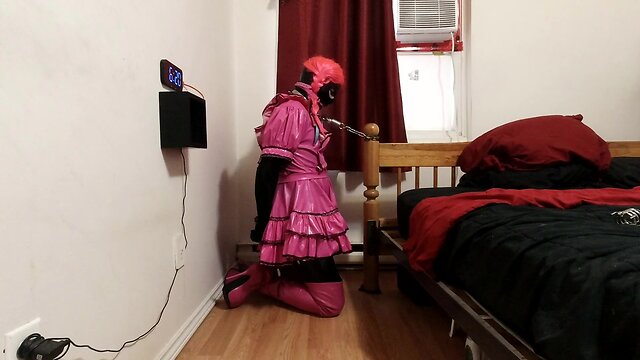 Self-bondage using a spiked chastity cage