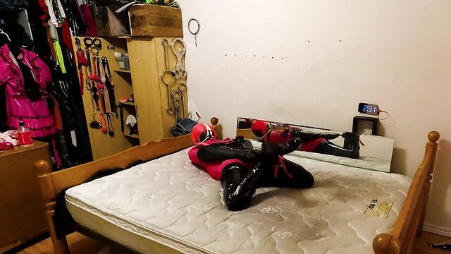 Chastity Bondage Fantasy: Sissy BDSM in PVC & Lycra!