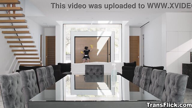 Wild Interracial Facesitting: Ember Fiera Ravs Housemaid Spencer Bradley