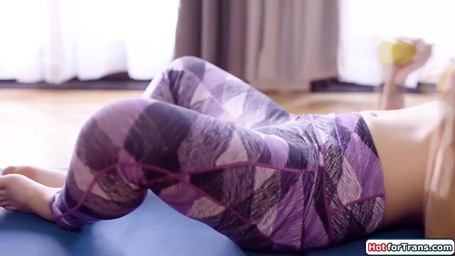 Milf and chesty tv ariel demure face sitting