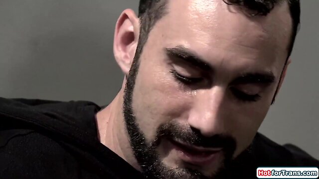 Ts jessy dubai anal rides cellmate