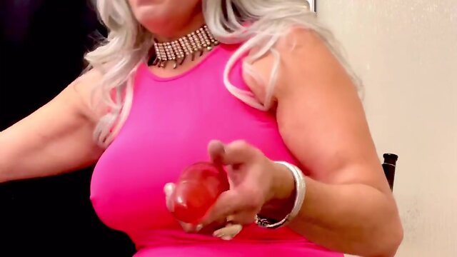 Marilyn fans enjoys smoking, stroking, and eating cum