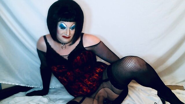 Daddy commands sissy slut to use anal beads