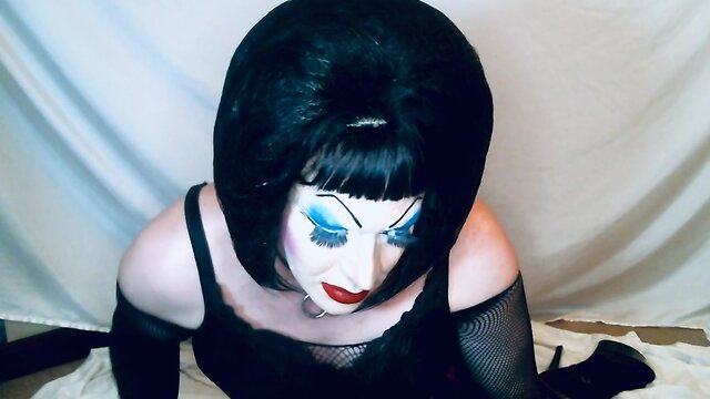 Daddy commands sissy slut to use anal beads