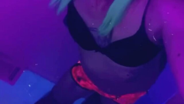 Exploring intimate acts at a nightclub: fingering and sucking