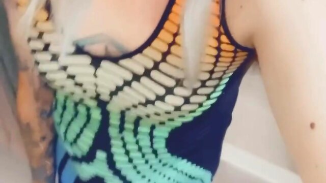 Dancing in a bodycon dress