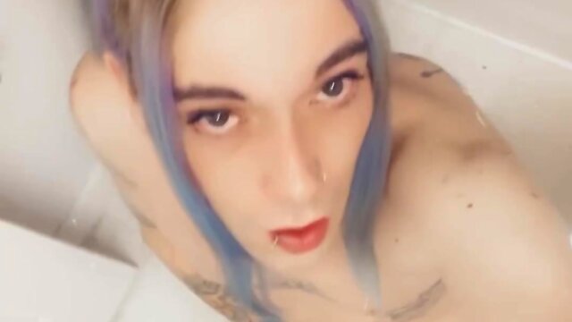 Or teenbathing beauty: nude in the shower