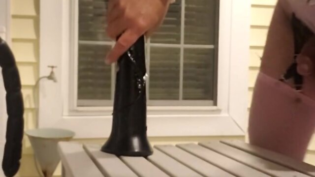 Deedeeslut69 confronts horse cock