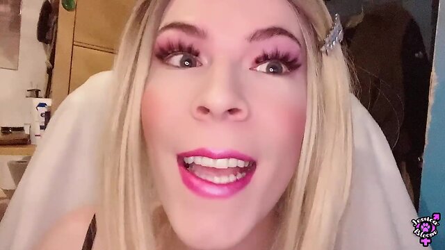 Experience a Beautiful Transgender Ladyboy: POV Roleplay with Jessica Bloom
