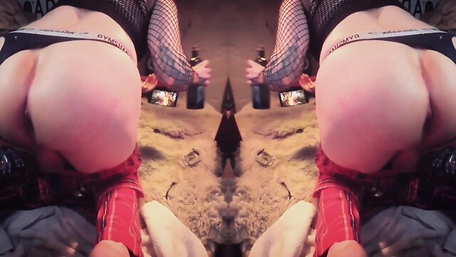 Double trouble tiffany gapping ass on xxl extreme anal dildo