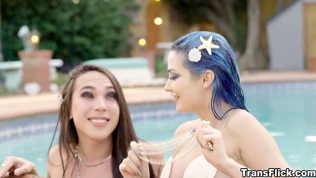 Kasey kei and jewelz blu explore their new parts
