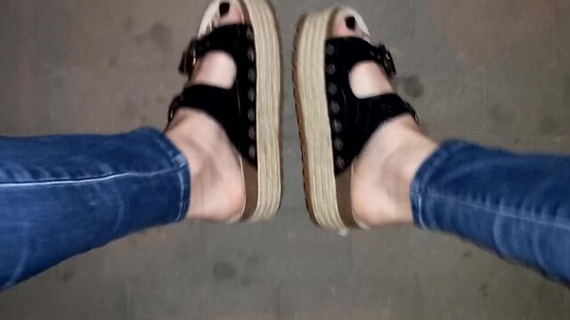 Crossdressing foot fetishist in public