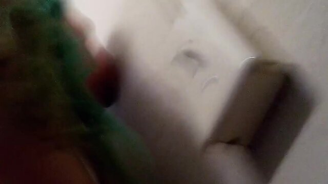 Wall-humping in chastity: a sissys story