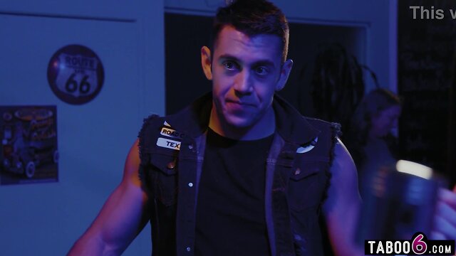 Khloe kay: shemale sex with biker boy after bar meetup