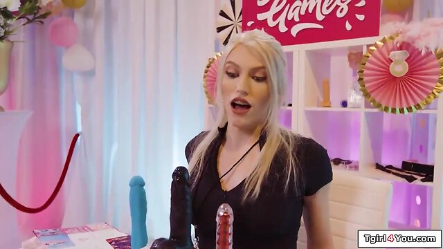 Ts izzy wilde enjoys threesome with boss