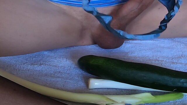 Vegetable anal play and urine self-indulgence