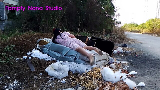 Is fn038s dress gorgeous?