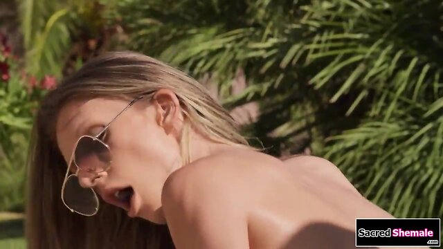 Trans jade venus barebacked outdoors