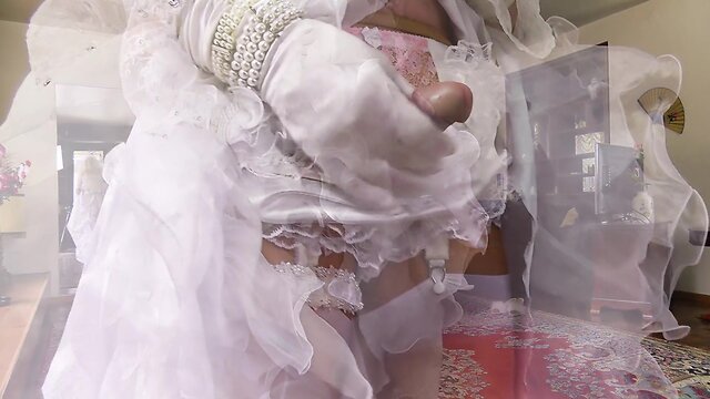 Bride masturbating