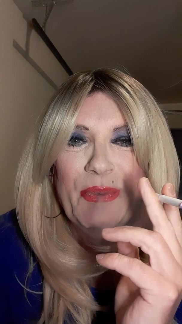 Anna smoking: a tale of slavery