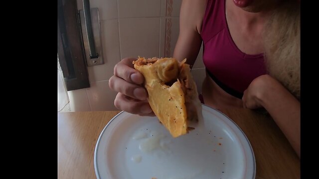 Eating a pie with protein and cum - a food fetish