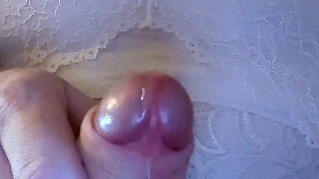 Kneel down and open wide: a sensual pleasure