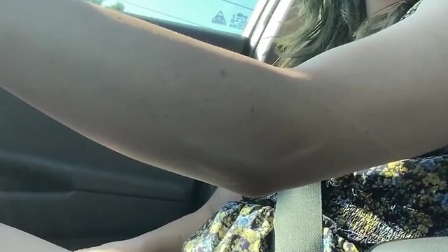 Raven thorne cums in the car: hot trans experience