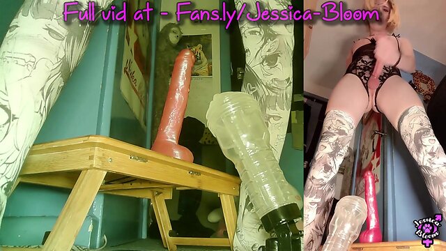 Jessica blooms cumplay with a fleshlite and dildo