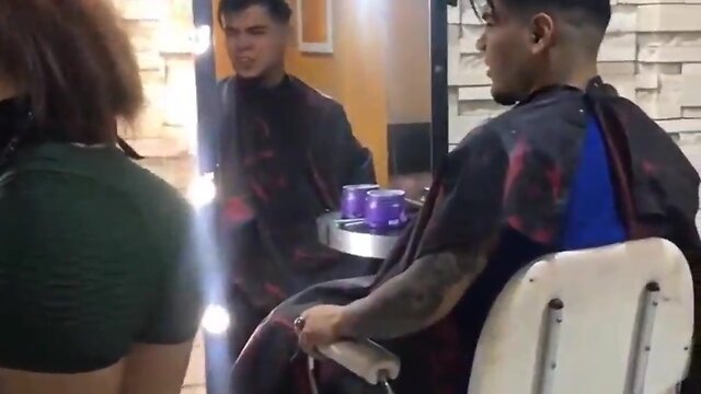 Corte de cabello con resultado final satisfactorio 5536650122