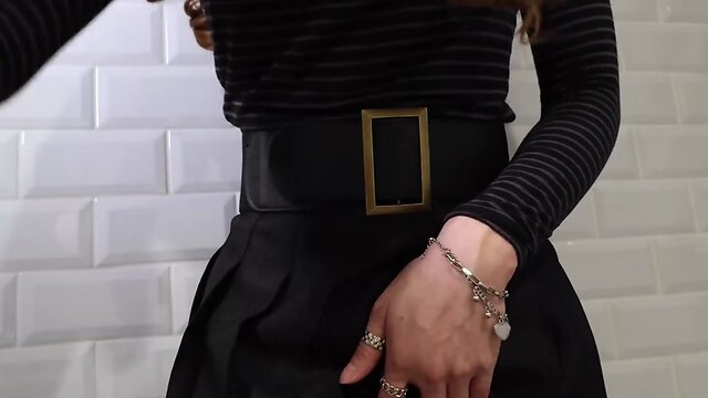 Showcasing my new outfit and reactions