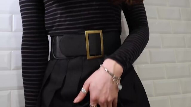 Showcasing my new outfit and reactions