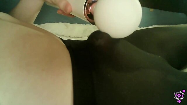 Jessica bloom vibrator cumshot in pantyhose