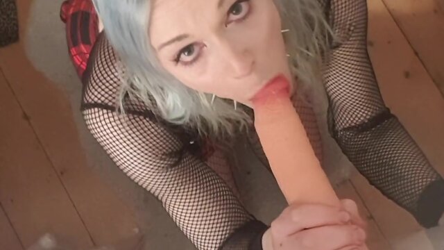 Sissy tranny paula rainbow deepthroating large dildo