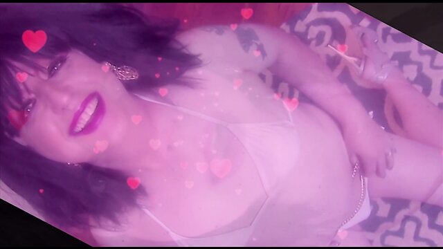 Kellystar518: tiny pink panties