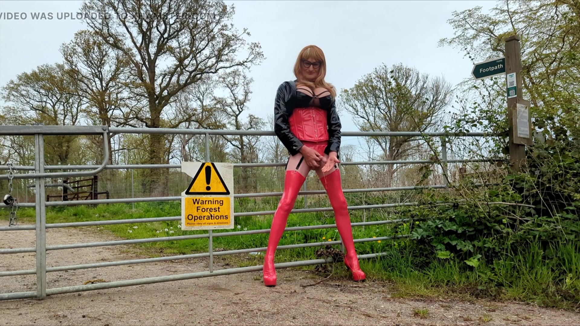 Outdoor pissing and masturbation by a trans person