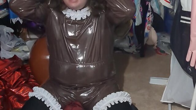 Pvc brown eevee sissy maid breathplay hump inflatable tail desperation
