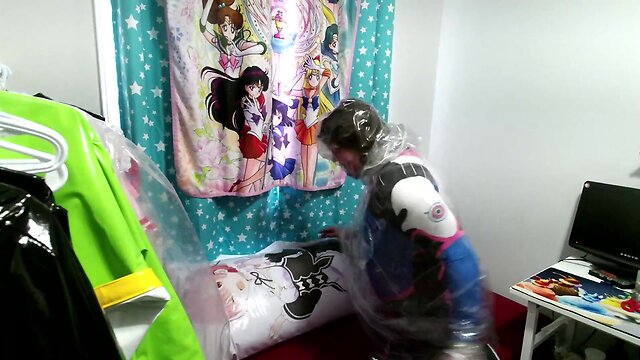 Dva zentai plastic raincoat breathplay inflatable pillow hump and vibrator