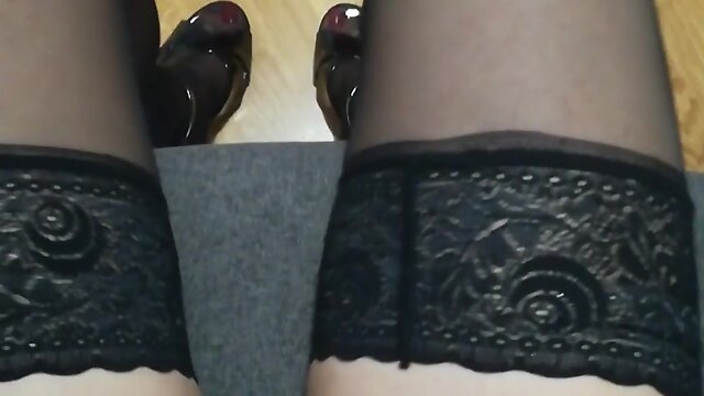 Janine experiences ecstatic self-pleasure with pre-ejaculate