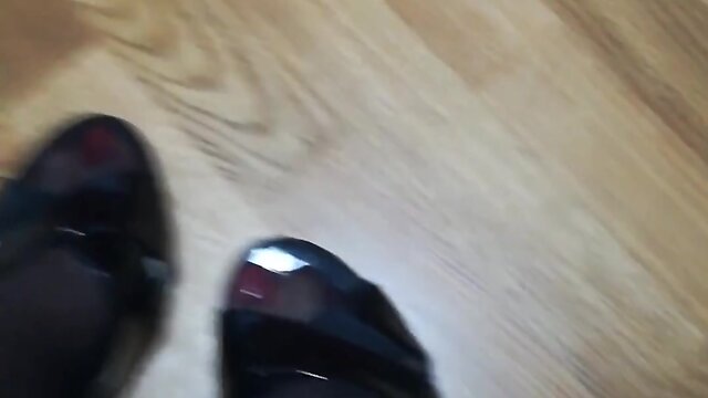 Janine experiences ecstatic self-pleasure with pre-ejaculate