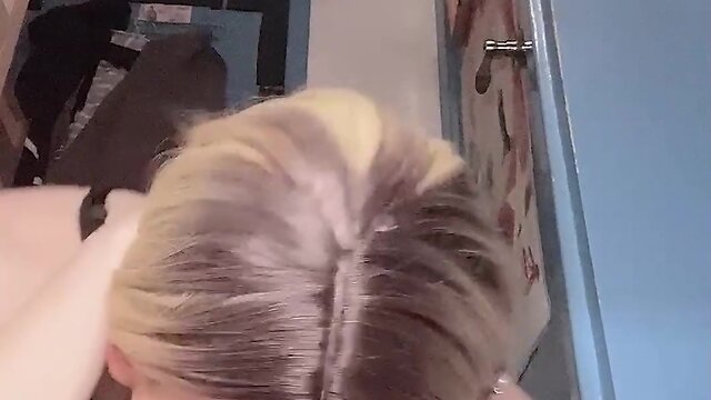 Jessica bloom anal dildo milking & cumswallow hands-free