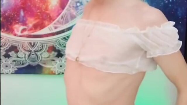 Showing off my skills: undressing and flaunting it