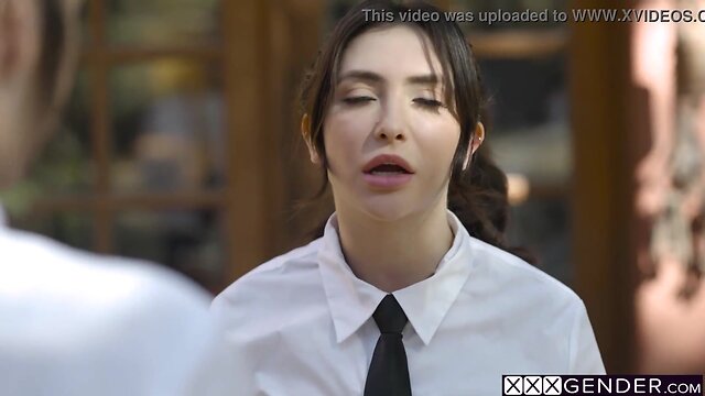 Jane wilde and khloe kay throw great work party