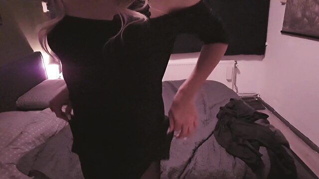 Xsannetjuhx stripping for boyfriend requesting larger breasts